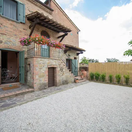 Slow Tuscany Pool, Jacuzzi & Sauna *