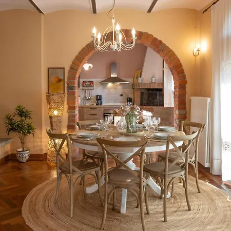 Private Tuscan Villa Pool & Spa Villa Lucignano